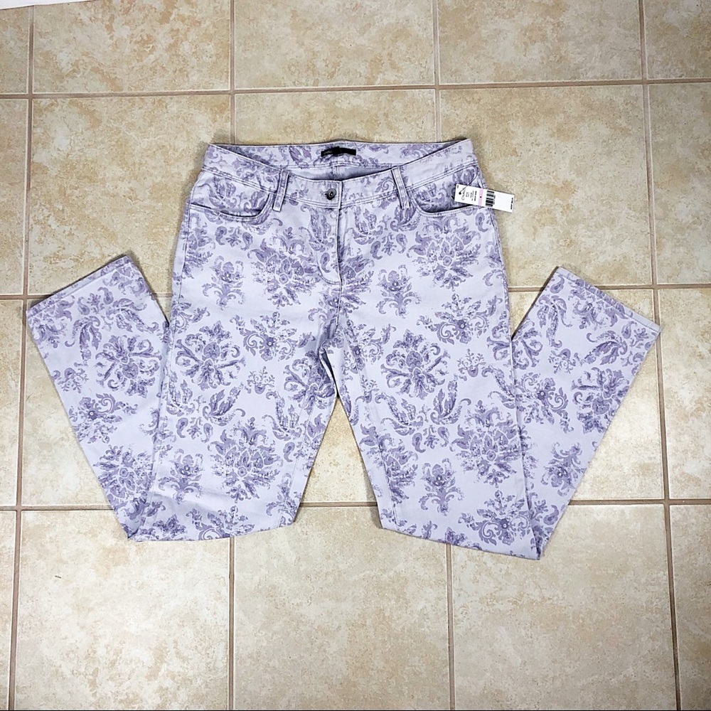 Chaus Lavender Print Stretch Jeggings! NWT!